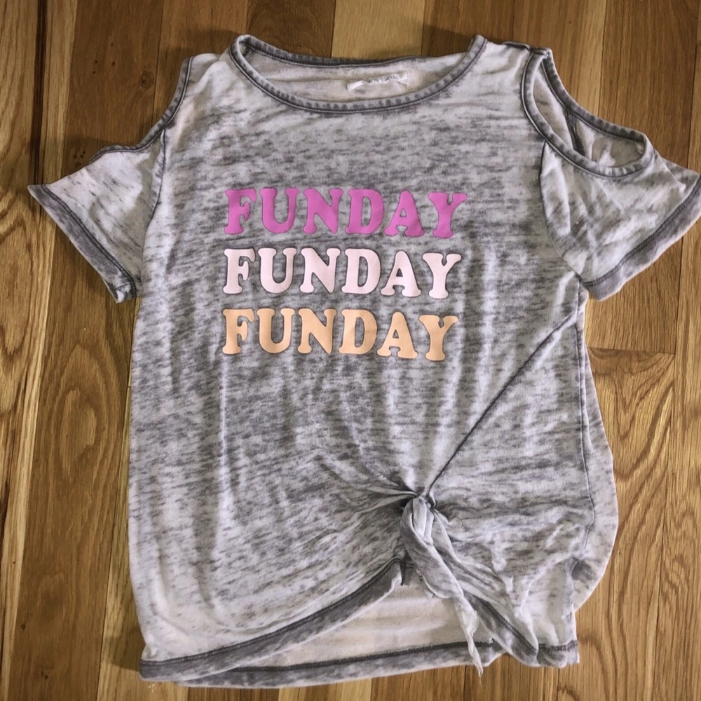 grayson social Funday Cold Shoulder Shirt for girls size xl